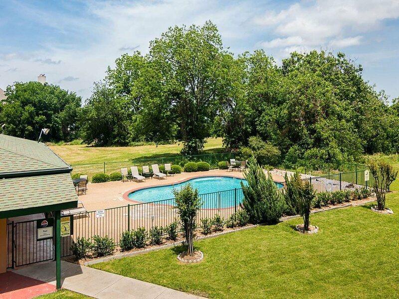 Quality Inn & Suites Garland - East Dallas Dış mekan fotoğraf