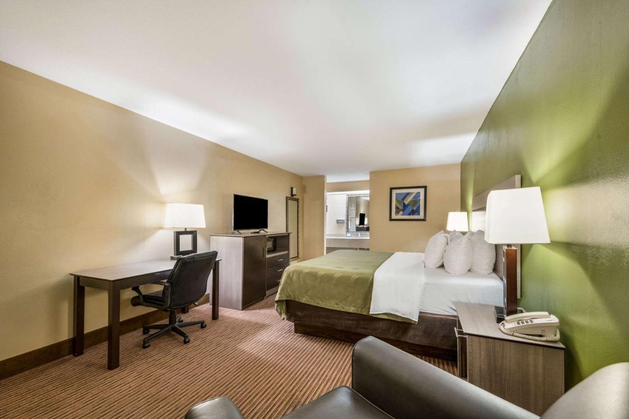 Quality Inn & Suites Garland - East Dallas Dış mekan fotoğraf