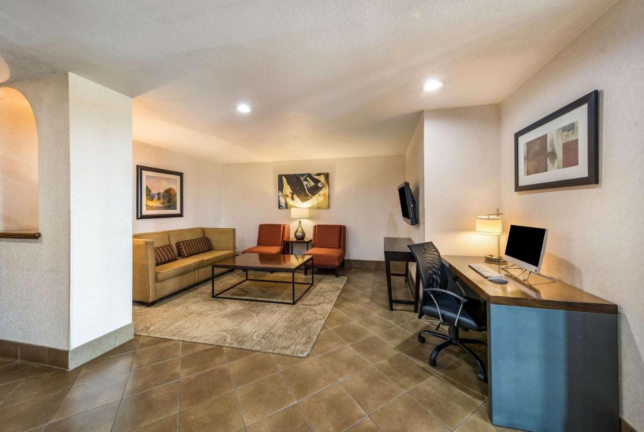 Quality Inn & Suites Garland - East Dallas Dış mekan fotoğraf