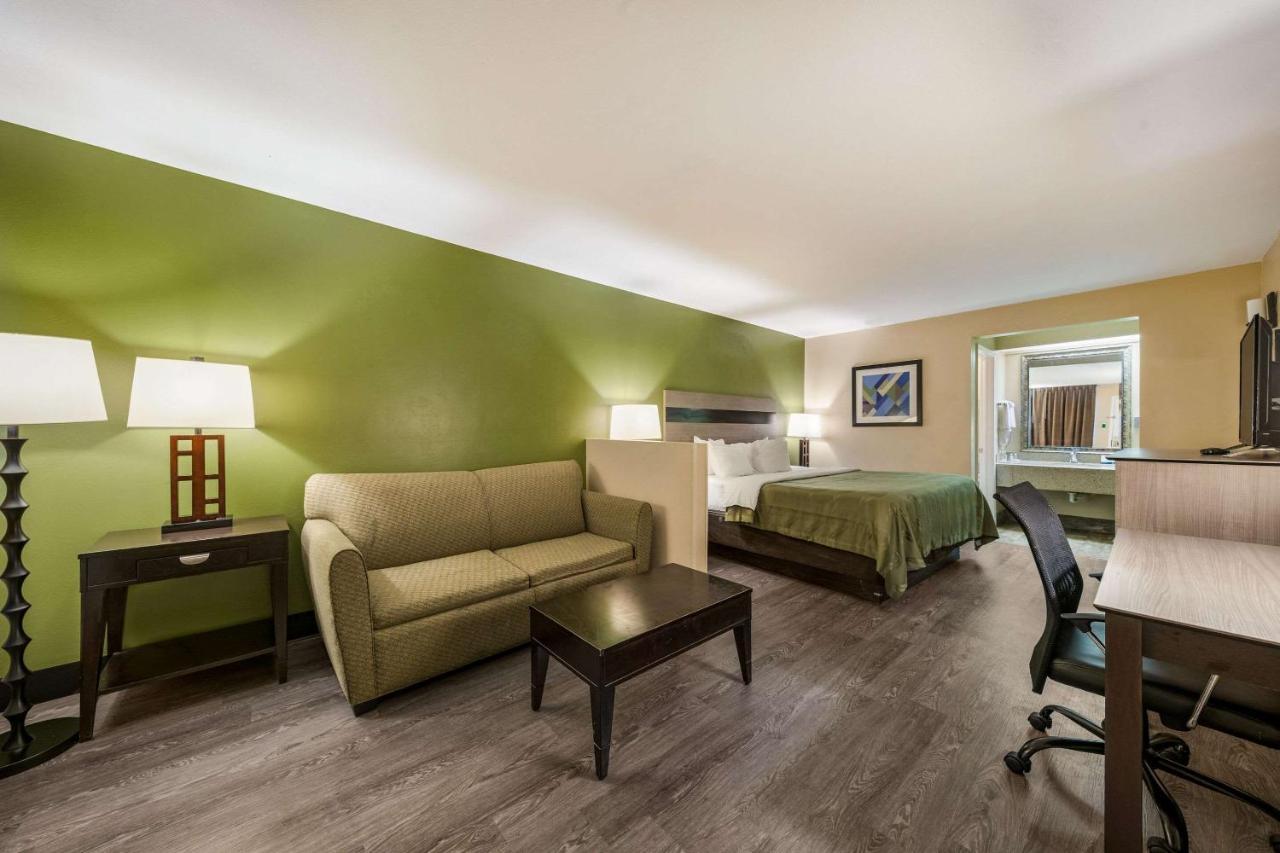Quality Inn & Suites Garland - East Dallas Dış mekan fotoğraf