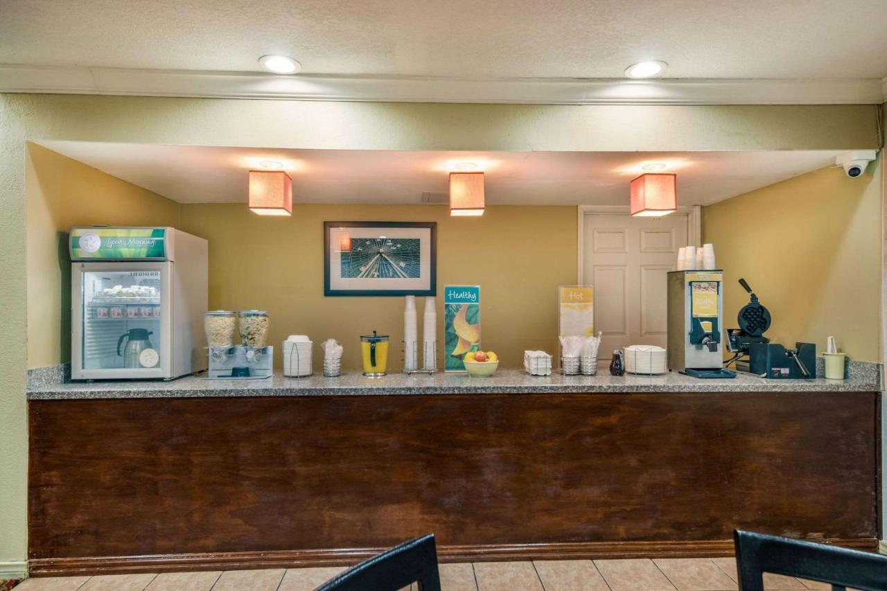 Quality Inn & Suites Garland - East Dallas Dış mekan fotoğraf