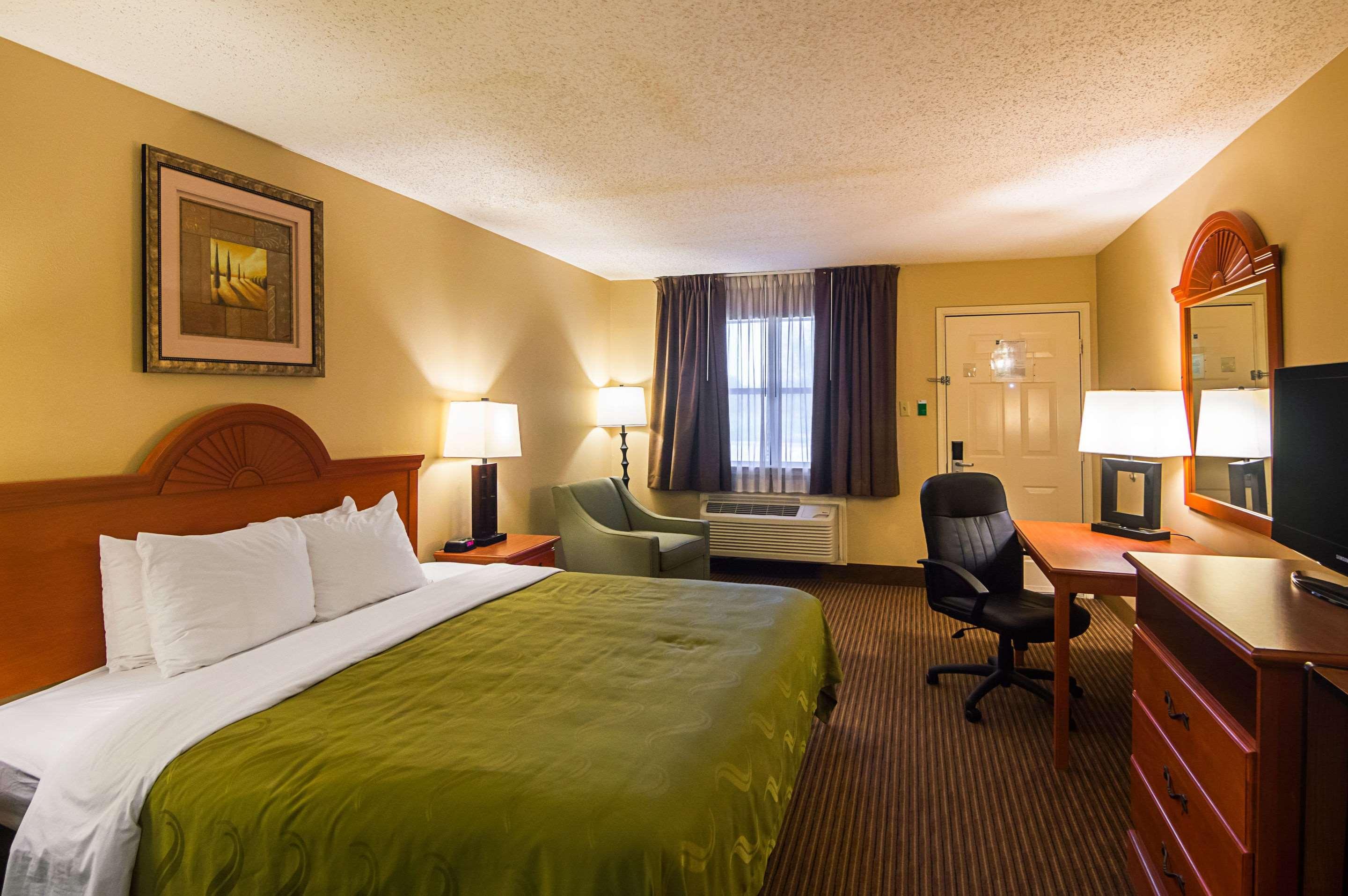 Quality Inn & Suites Garland - East Dallas Dış mekan fotoğraf
