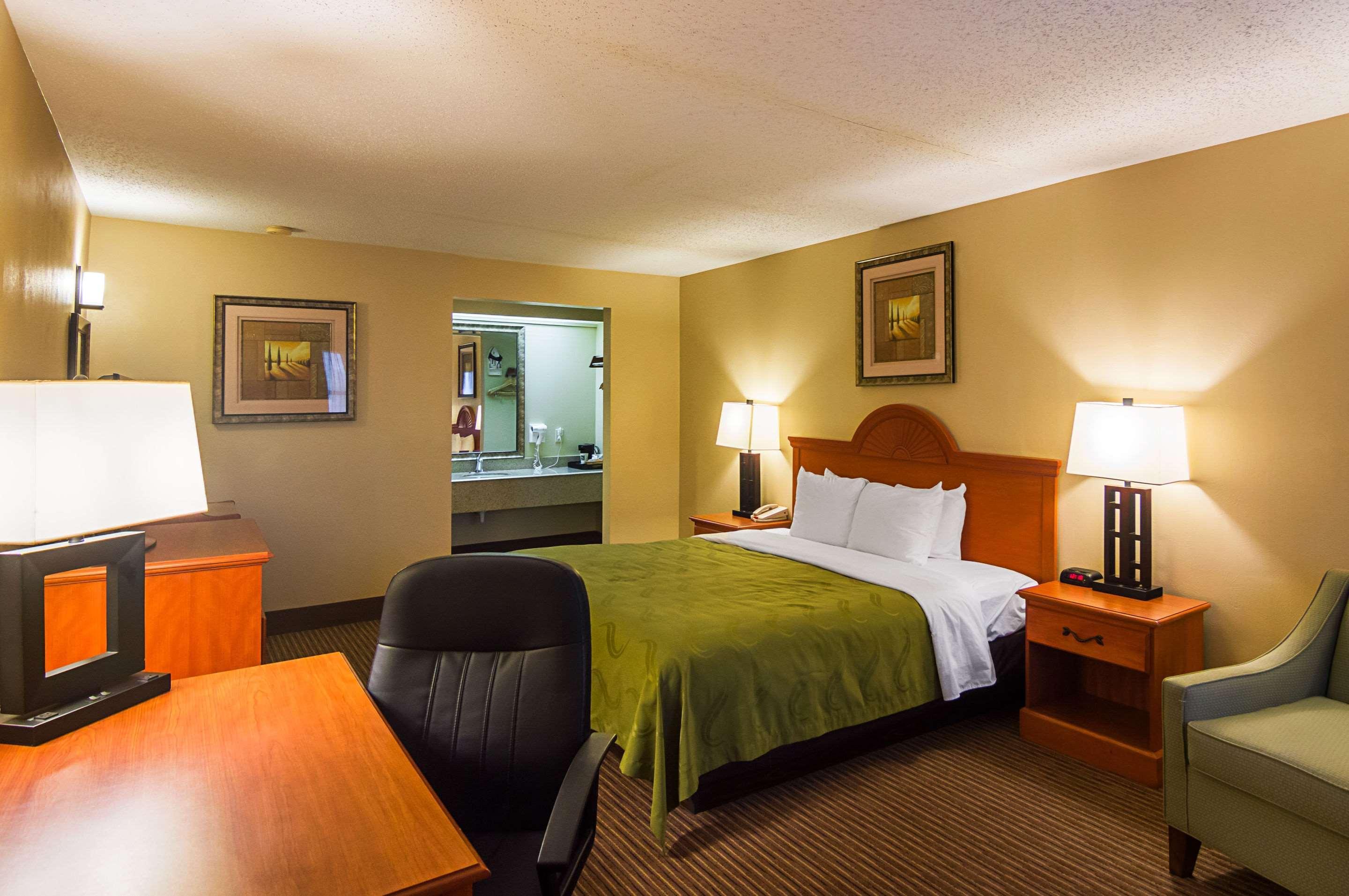 Quality Inn & Suites Garland - East Dallas Dış mekan fotoğraf