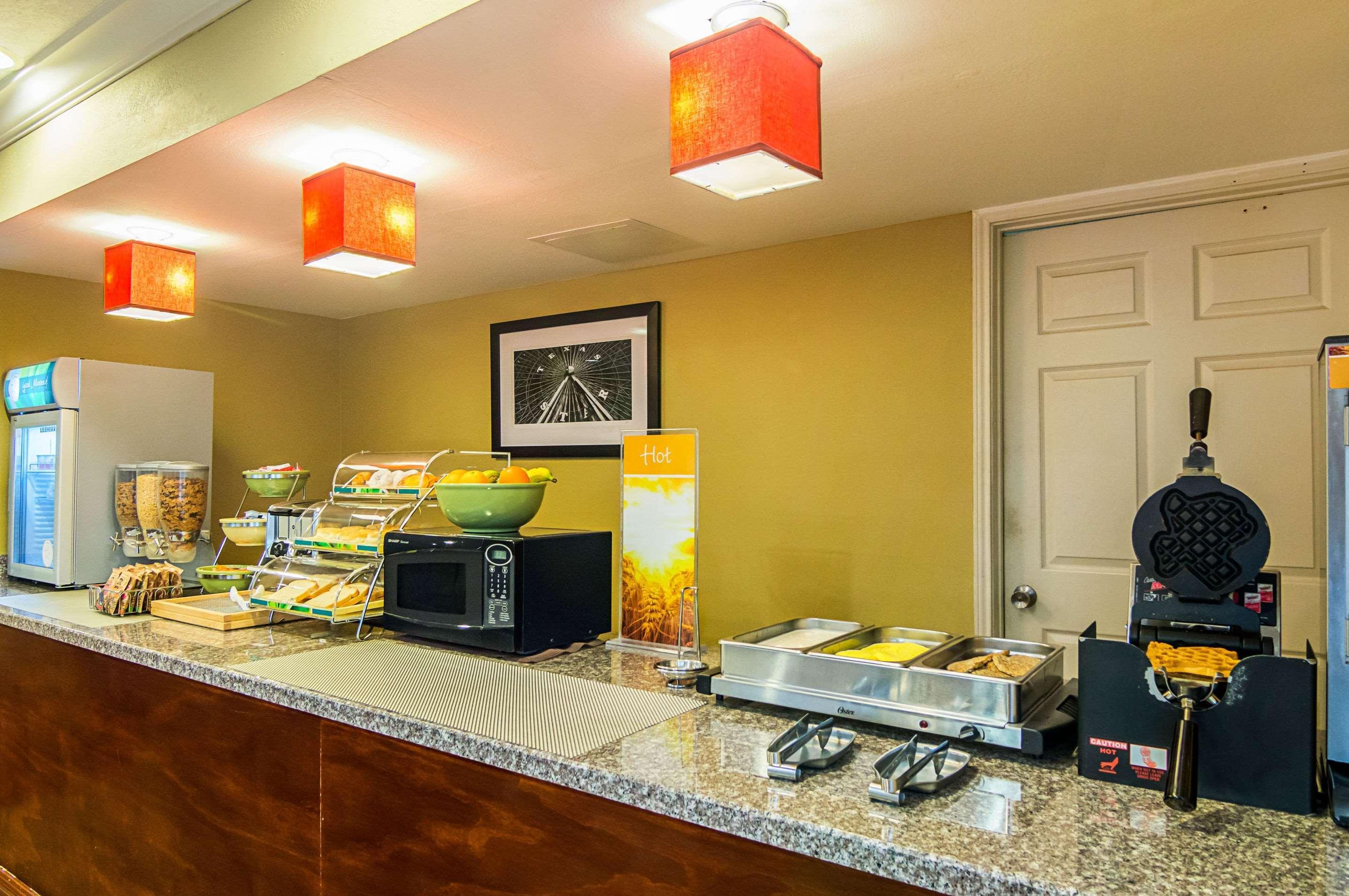 Quality Inn & Suites Garland - East Dallas Dış mekan fotoğraf