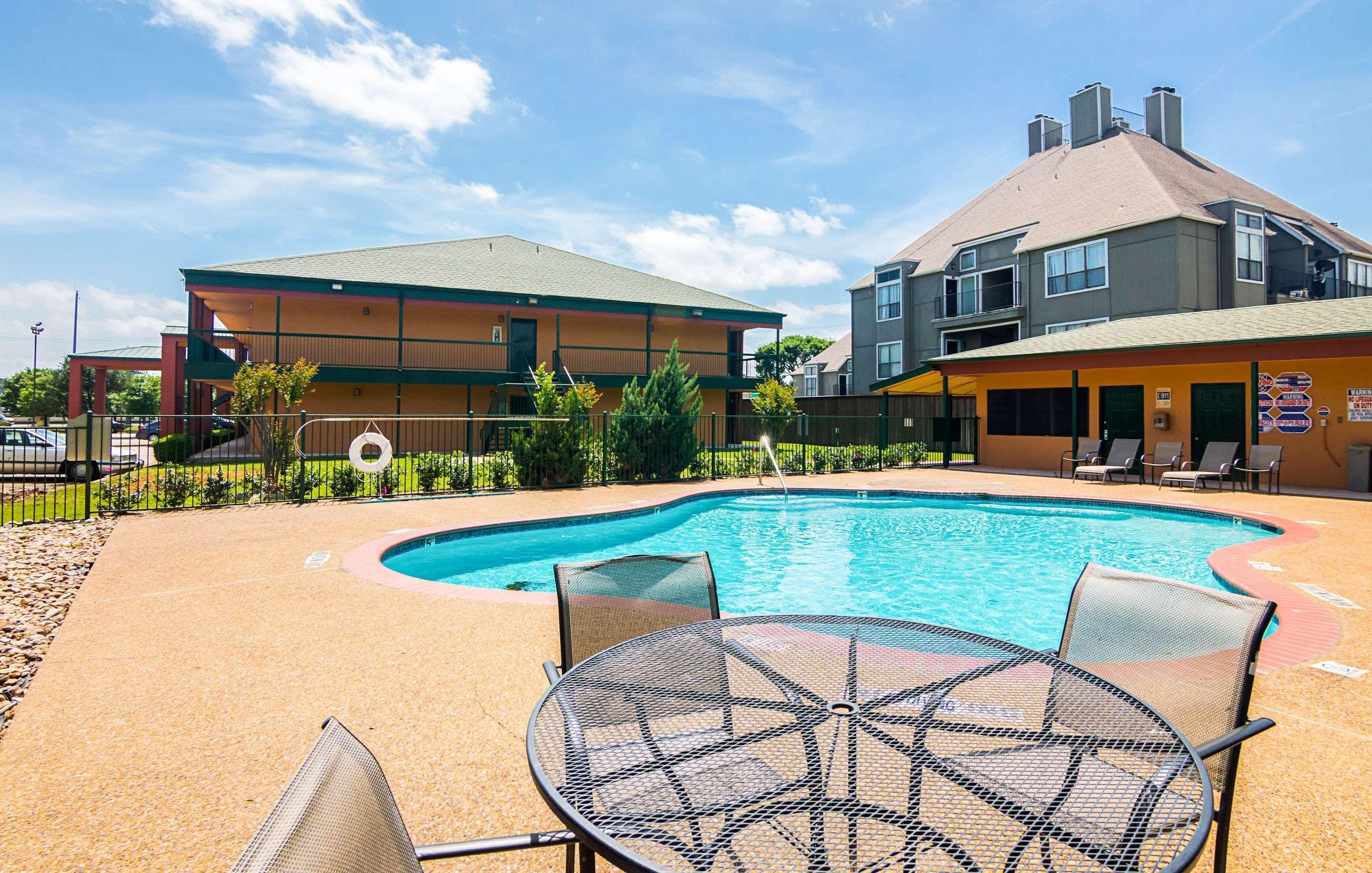 Quality Inn & Suites Garland - East Dallas Dış mekan fotoğraf