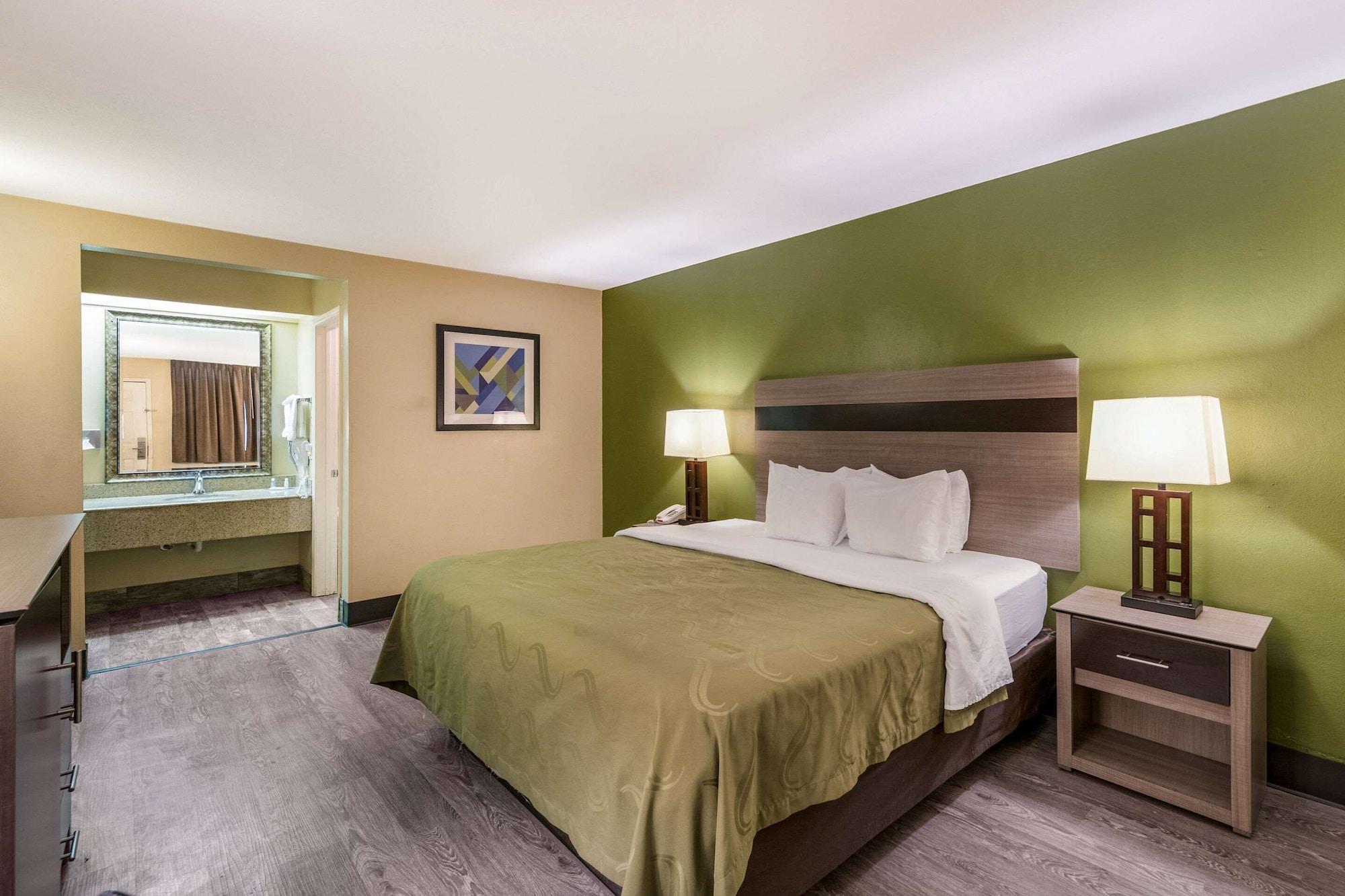 Quality Inn & Suites Garland - East Dallas Dış mekan fotoğraf