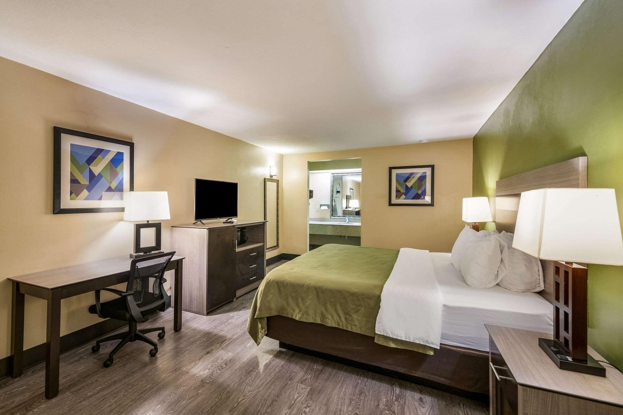 Quality Inn & Suites Garland - East Dallas Dış mekan fotoğraf